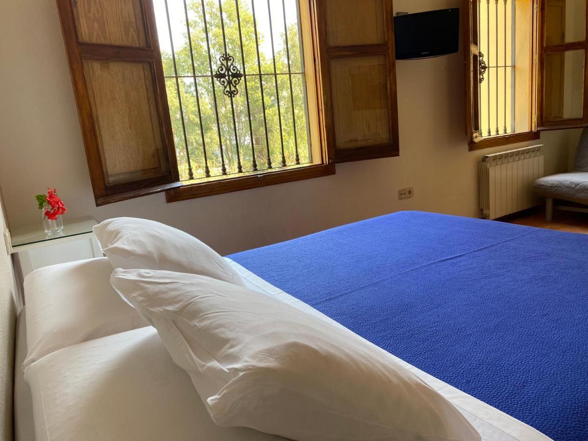 Hostal Moscatel Малага Екстериор снимка