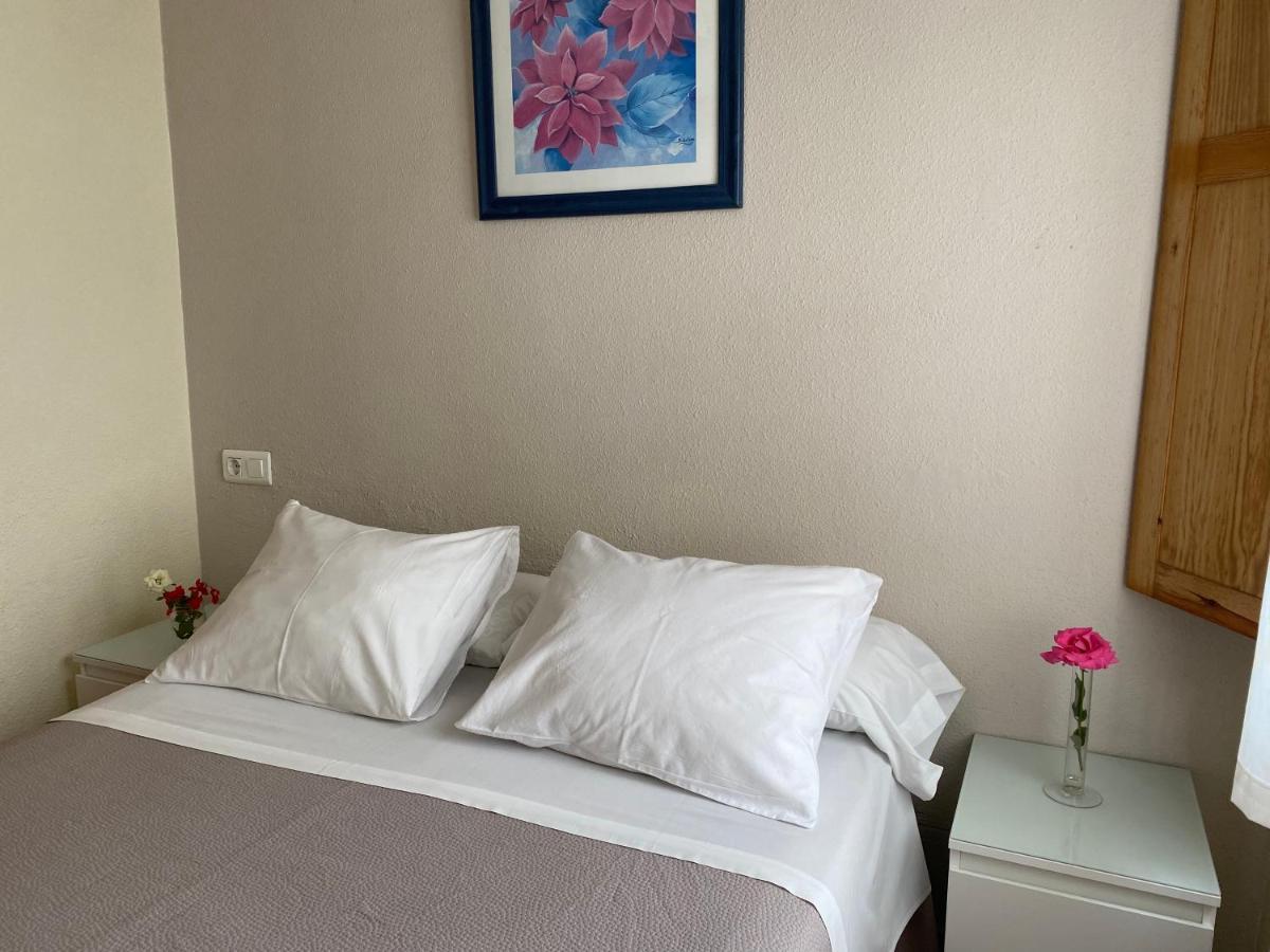 Hostal Moscatel Малага Екстериор снимка